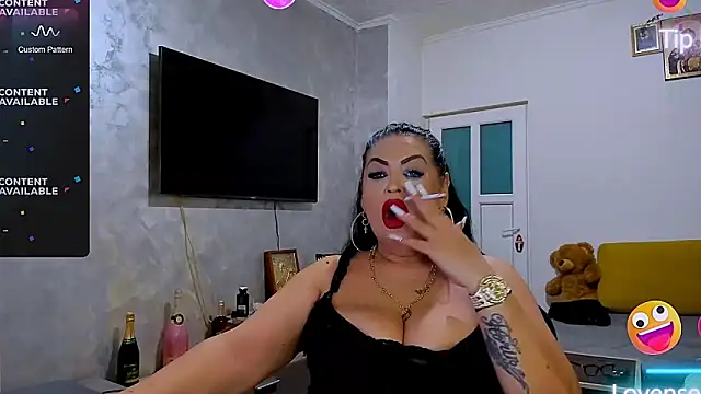 Brendaxx1 online show from April 14, 2026, 8:25 pm