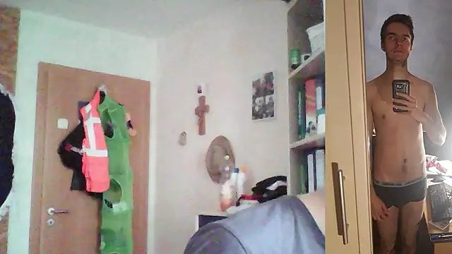 Snapshot of Chris23547 chatting on January 15, 2026, 2:31 pm Chris23547 online show from January 15, 2026, 2:31 pm