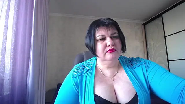 Snapshot of JuicyLady_Di chatting on March 7, 2025, 2:23 pm JuicyLady Di online show from March 7, 2025, 2:23 pm