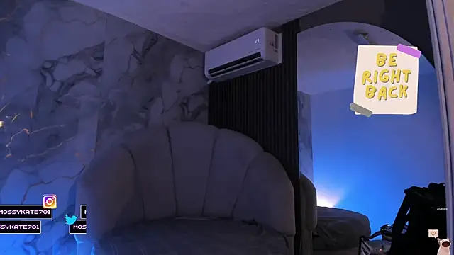 Snapshot of Katemoss70 chatting on February 21, 2026, 12:40 pm Katemoss70 online show from February 21, 2026, 12:40 pm