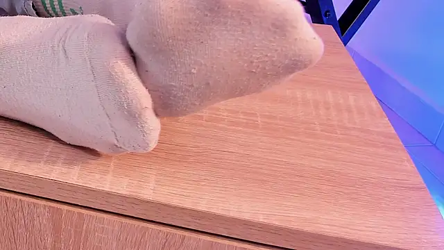 ArchieCollins online show from November 6, 2025, 8:57 pm