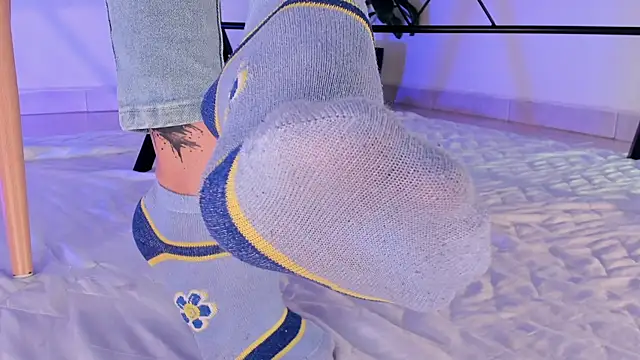 ArchieCollins online show from November 15, 2025, 9:19 pm