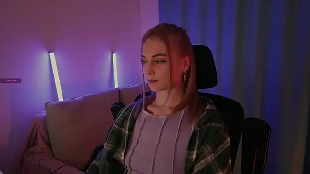 Snapshot of AskAlexa chatting on September 17, 2025, 3:30 am AskAlexa online show from September 17, 2025, 3:30 am