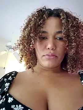 Snapshot of cataleya-glen chatting on October 14, 2025, 4:29 pm cataleya-glen online show from October 14, 2025, 4:29 pm