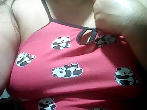 Snapshot of Sexyhorney4u chatting on July 1, 2026, 1:39 am Sexyhorney4u online show from July 1, 2026, 1:39 am