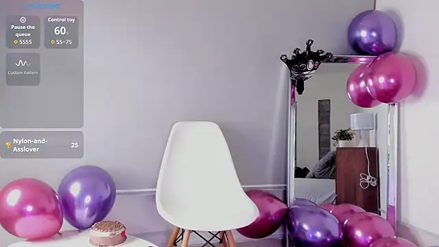 Cilie lee online show from November 13, 2025, 3:49 pm