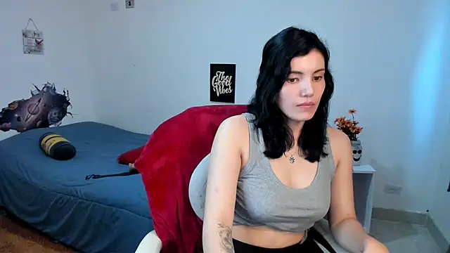 Snapshot of jrcamila chatting on February 24, 2025, 5:53 pm jrcamila online show from February 24, 2025, 5:53 pm