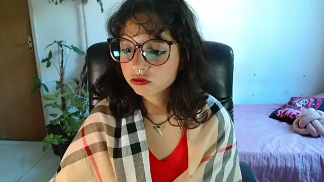 myamillor online show from December 18, 2025, 11:25 am