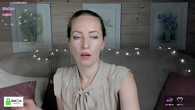 Queenymel online show from November 9, 2025, 3:16 pm