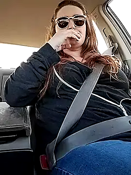 LunaaLovely online show from February 23, 2026, 9:59 pm