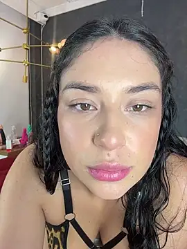 Snapshot of dayra_angels chatting on June 13, 2026, 4:05 pm dayra angels online show from June 13, 2026, 4:05 pm