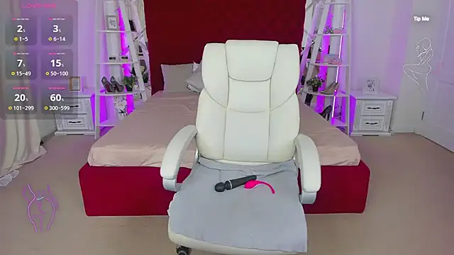 Kamilla Hot online show from March 27, 2026, 6:44 am