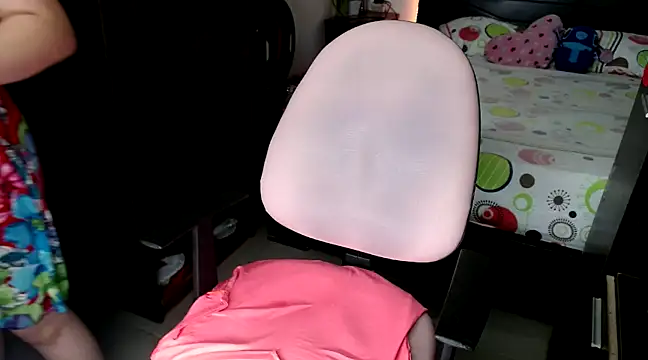 Hana    online show from March 7, 2025, 5:49 pm