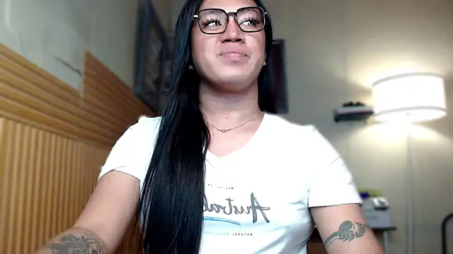 Snapshot of Felina_felicia chatting on January 20, 2025, 8:50 pm Felina felicia online show from January 20, 2025, 8:50 pm