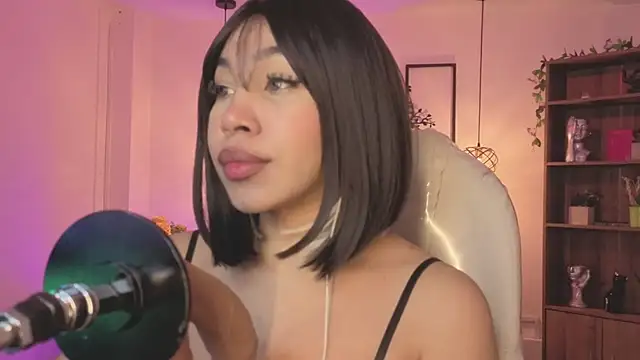 Olivia ds online show from September 30, 2025, 4:40 am