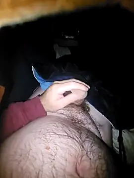 Snapshot of thefox92 chatting on October 6, 2025, 9:48 pm thefox92 online show from October 6, 2025, 9:48 pm