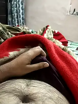 witchhunter1 online show from November 12, 2025, 8:34 pm