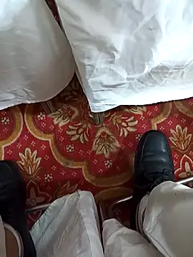 witchhunter1 online show from October 27, 2025, 2:40 pm