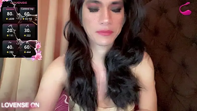 QUEEN LILITH online show from May 11, 2026, 7:32 am