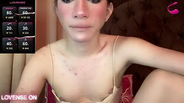 QUEEN LILITH online show from April 18, 2026, 8:05 am