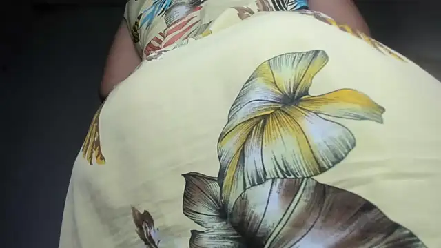 alexandra mommy online show from October 1, 2025, 9:29 pm