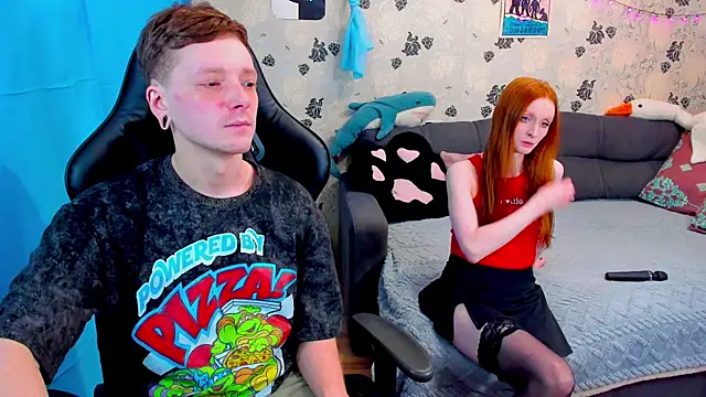 Snapshot of lakmsrrrmrrr chatting on March 17, 2025, 9:55 am lakmsrrrmrrr online show from March 17, 2025, 9:55 am