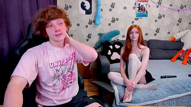 Snapshot of lakmsrrrmrrr chatting on February 28, 2025, 11:47 am lakmsrrrmrrr online show from February 28, 2025, 11:47 am