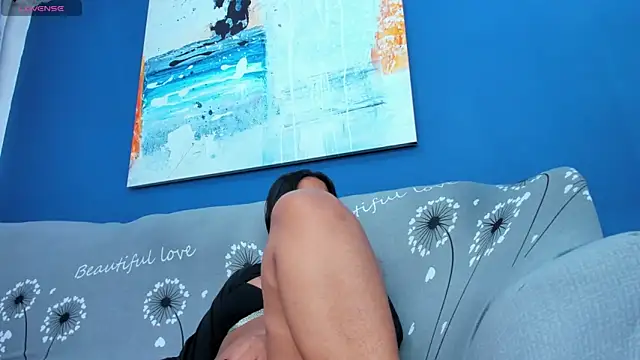 Snapshot of _Valeria_Brown chatting on November 18, 2025, 8:23 pm Valeria Brown online show from November 18, 2025, 8:23 pm