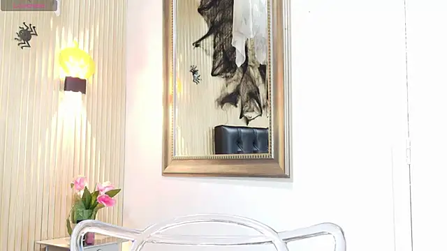 Snapshot of _Valeria_Brown chatting on October 10, 2025, 9:04 pm Valeria Brown online show from October 10, 2025, 9:04 pm