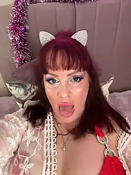 Lolaley2 online show from April 13, 2026, 9:02 am