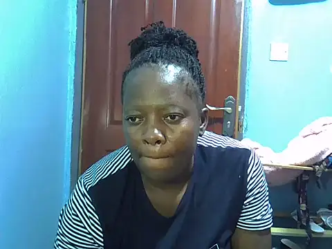 Snapshot of Ebonyceline chatting on July 14, 2026, 7:20 pm Ebonyceline online show from July 14, 2026, 7:20 pm