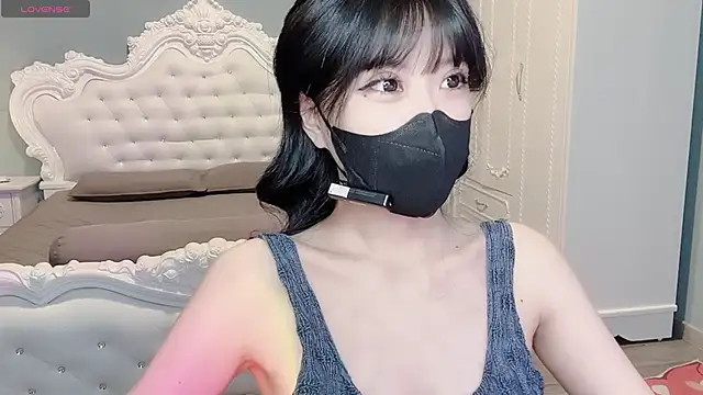 Mya Lee online show from February 17, 2026, 5:54 pm