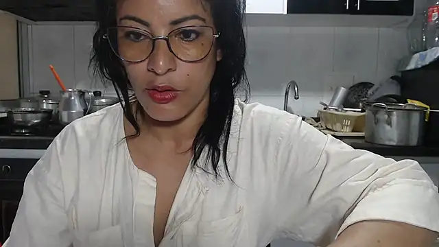 Snapshot of kateleyagrey chatting on September 23, 2025, 12:01 pm kateleyagrey online show from September 23, 2025, 12:01 pm
