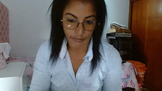 Snapshot of kateleyagrey chatting on March 20, 2025, 12:22 pm kateleyagrey online show from March 20, 2025, 12:22 pm