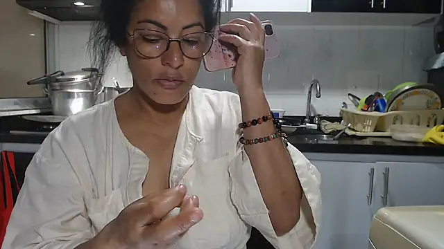 Snapshot of kateleyagrey chatting on September 17, 2025, 1:13 pm kateleyagrey online show from September 17, 2025, 1:13 pm