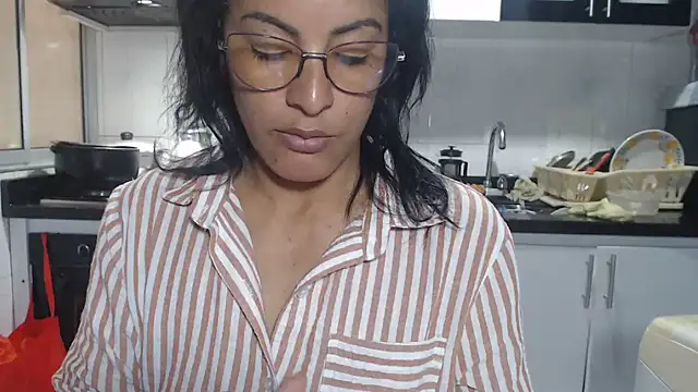 Snapshot of kateleyagrey chatting on October 3, 2025, 6:31 pm kateleyagrey online show from October 3, 2025, 6:31 pm