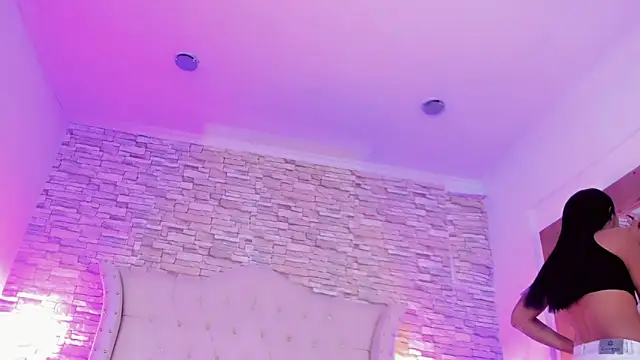 Lucia-sex online show from March 19, 2026, 7:47 pm