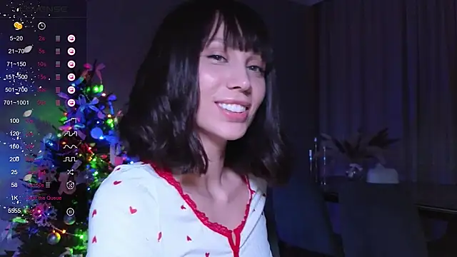 Alice Wonders online show from December 21, 2025, 7:04 pm