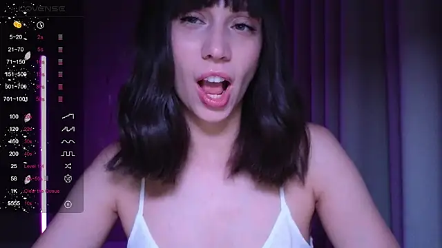 Alice Wonders online show from October 17, 2025, 8:21 pm