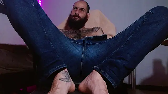 Snapshot of Tatted21xxx chatting on April 22, 2026, 6:14 pm Tatted21xxx online show from April 22, 2026, 6:14 pm
