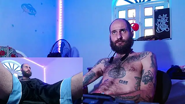 Tatted21xxx online show from September 30, 2025, 5:52 pm