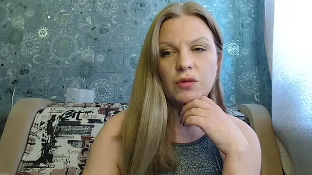 Snapshot of BlondeFox chatting on February 20, 2026, 7:10 am BlondeFox online show from February 20, 2026, 7:10 am