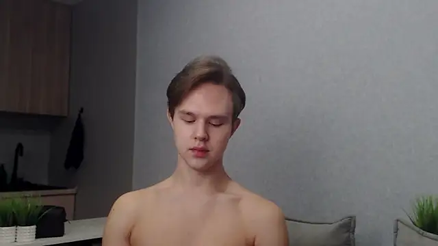 MartinMendez online show from December 16, 2025, 9:13 am