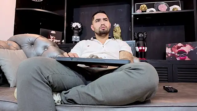 matteosantos online show from November 11, 2025, 12:00 pm