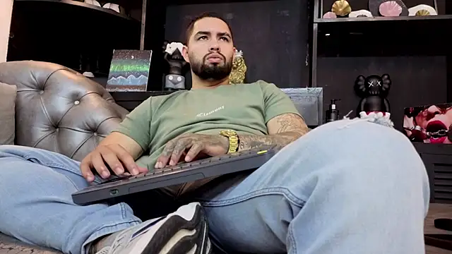 matteosantos online show from April 15, 2026, 12:21 pm