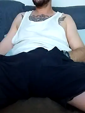 LoGaNfree88 online show from May 18, 2026, 10:47 pm