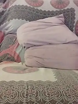 LoGaNfree88 online show from October 29, 2025, 1:37 am