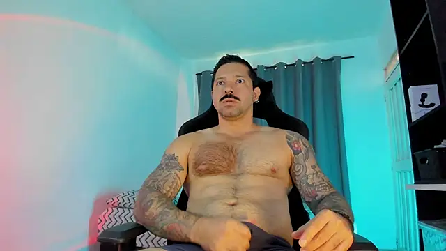 Pierre Vidal online show from December 18, 2025, 2:21 pm