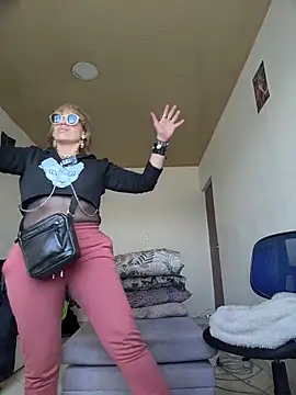 sexymarilyncolombia online show from April 3, 2026, 3:51 pm