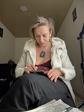 sexymarilyncolombia online show from March 8, 2026, 2:04 am